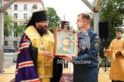 Архиепископ Егорьевский Матфей совершил молебен на месте основания храма при Академии